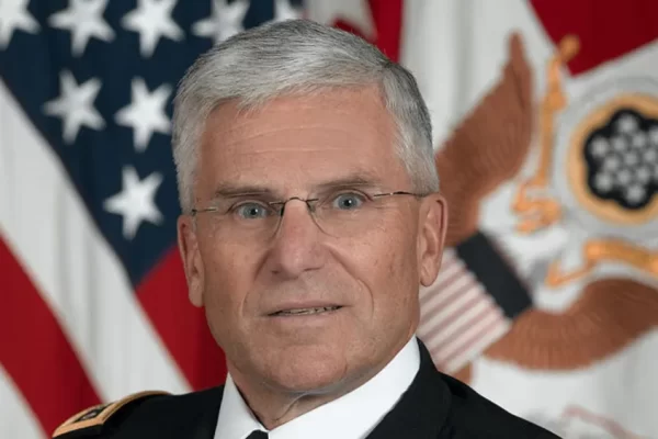 General George W. Casey Jr Military leadership